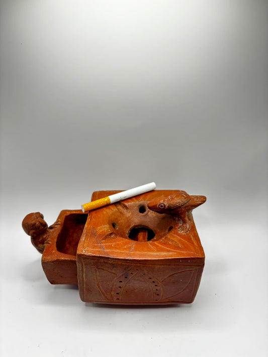 Ceramic Ashtray with Drawer with Lizard Decoration