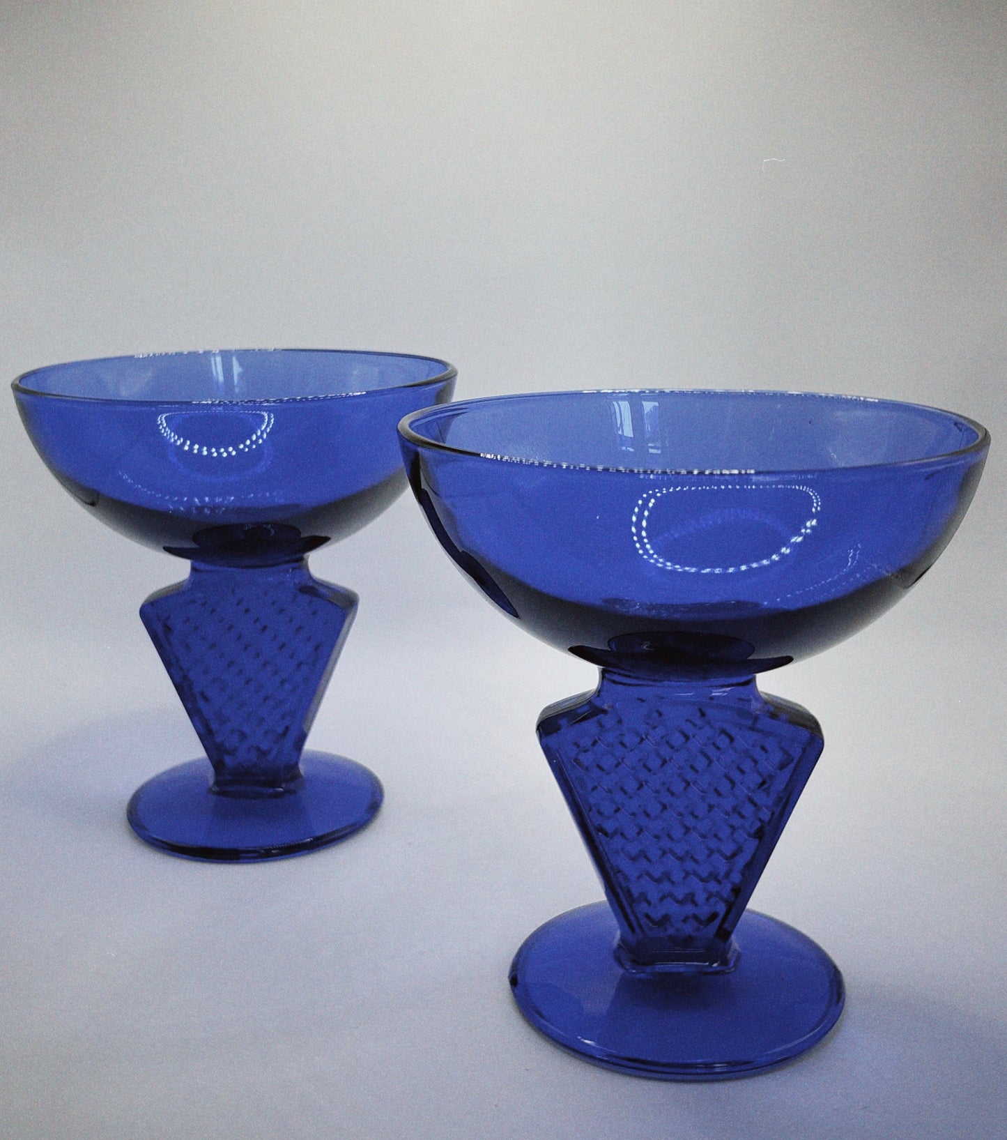 Electric Blue Coupe Glasses with Stem Design (set of 2)
