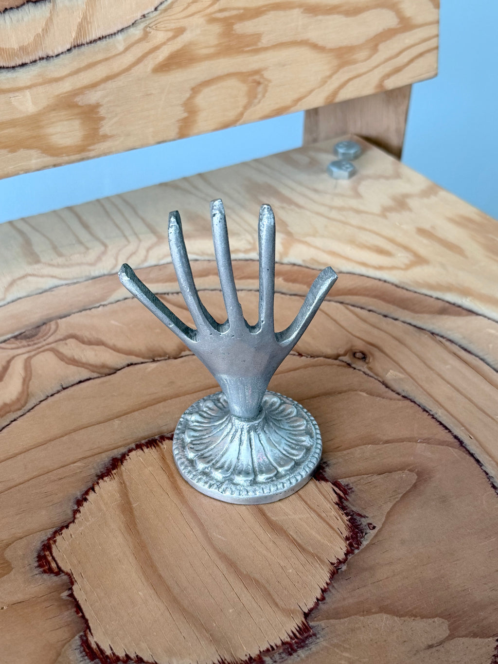 Hand Ring Holder