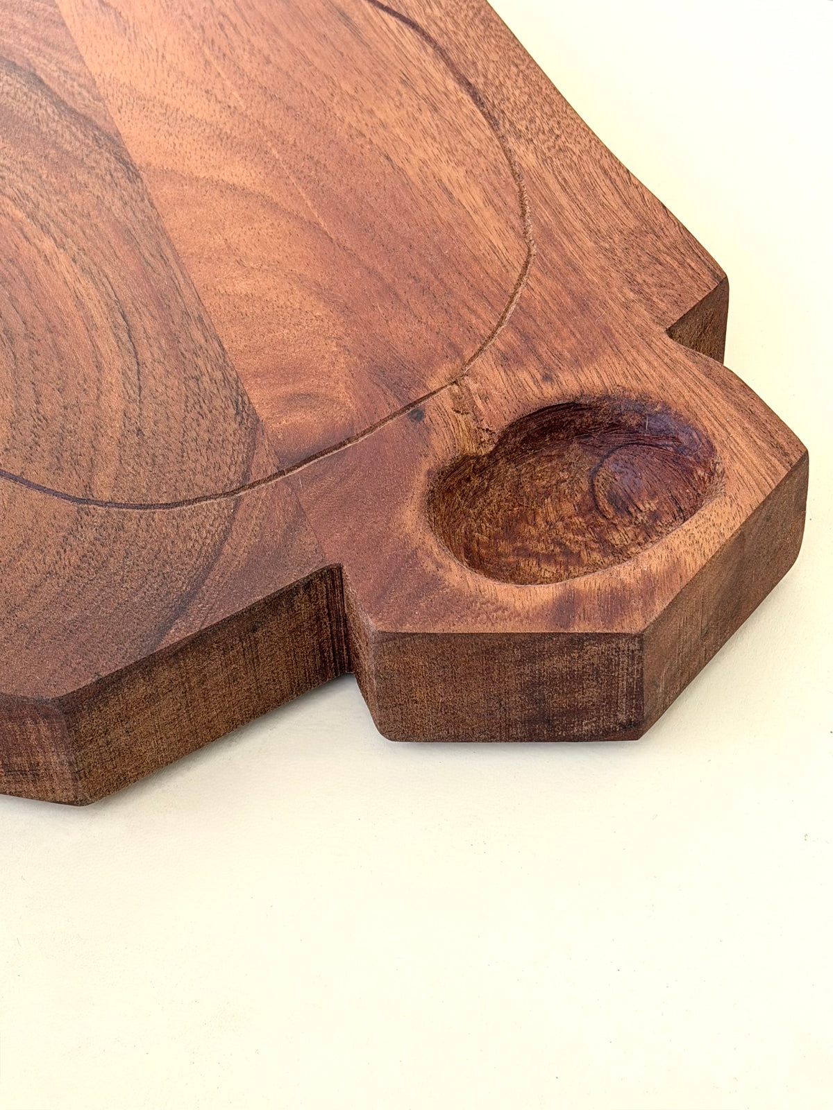 Kevin Carneiro Cutting Board (Large)