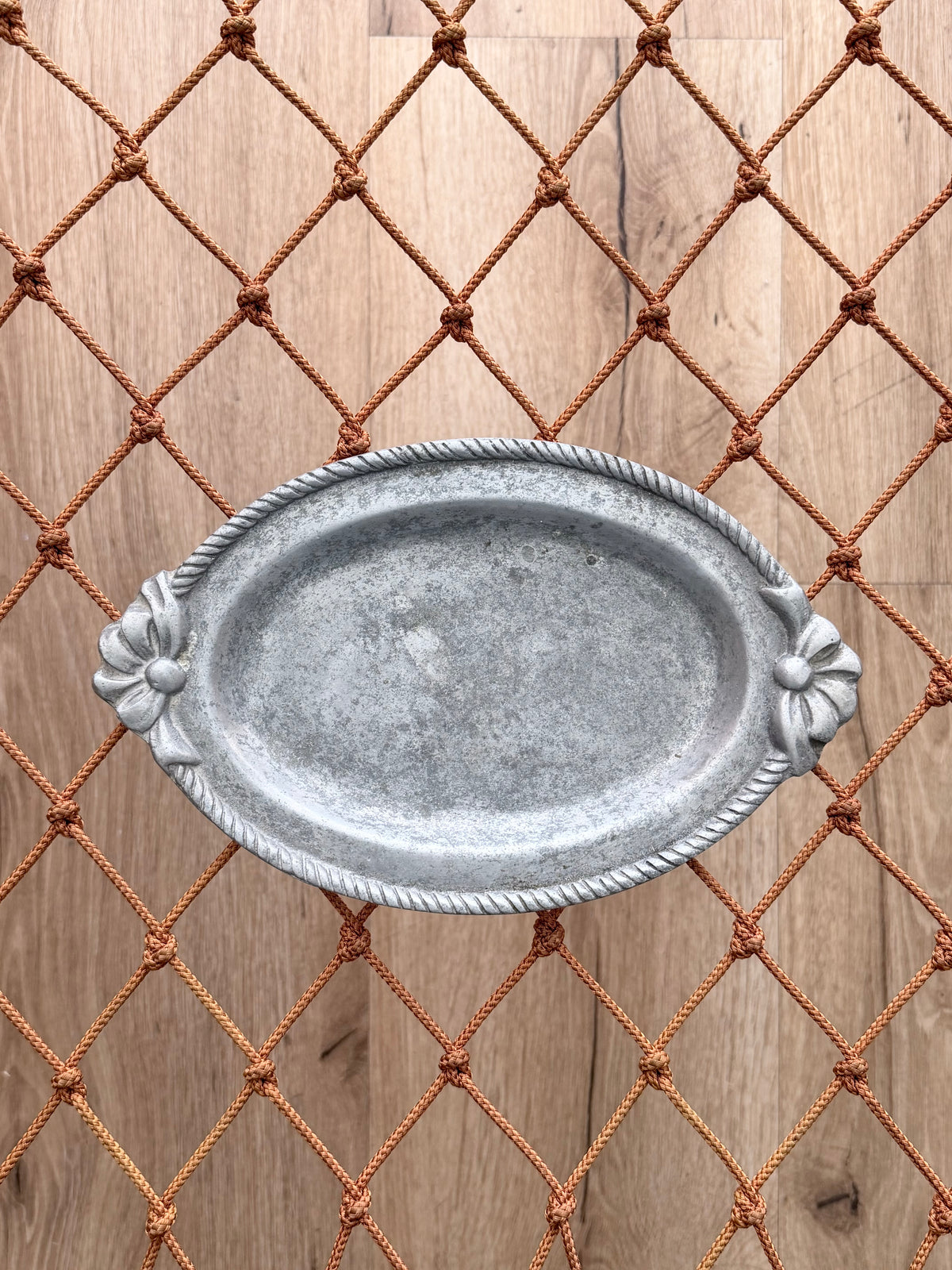 Silver Platter w/ Bow Accent