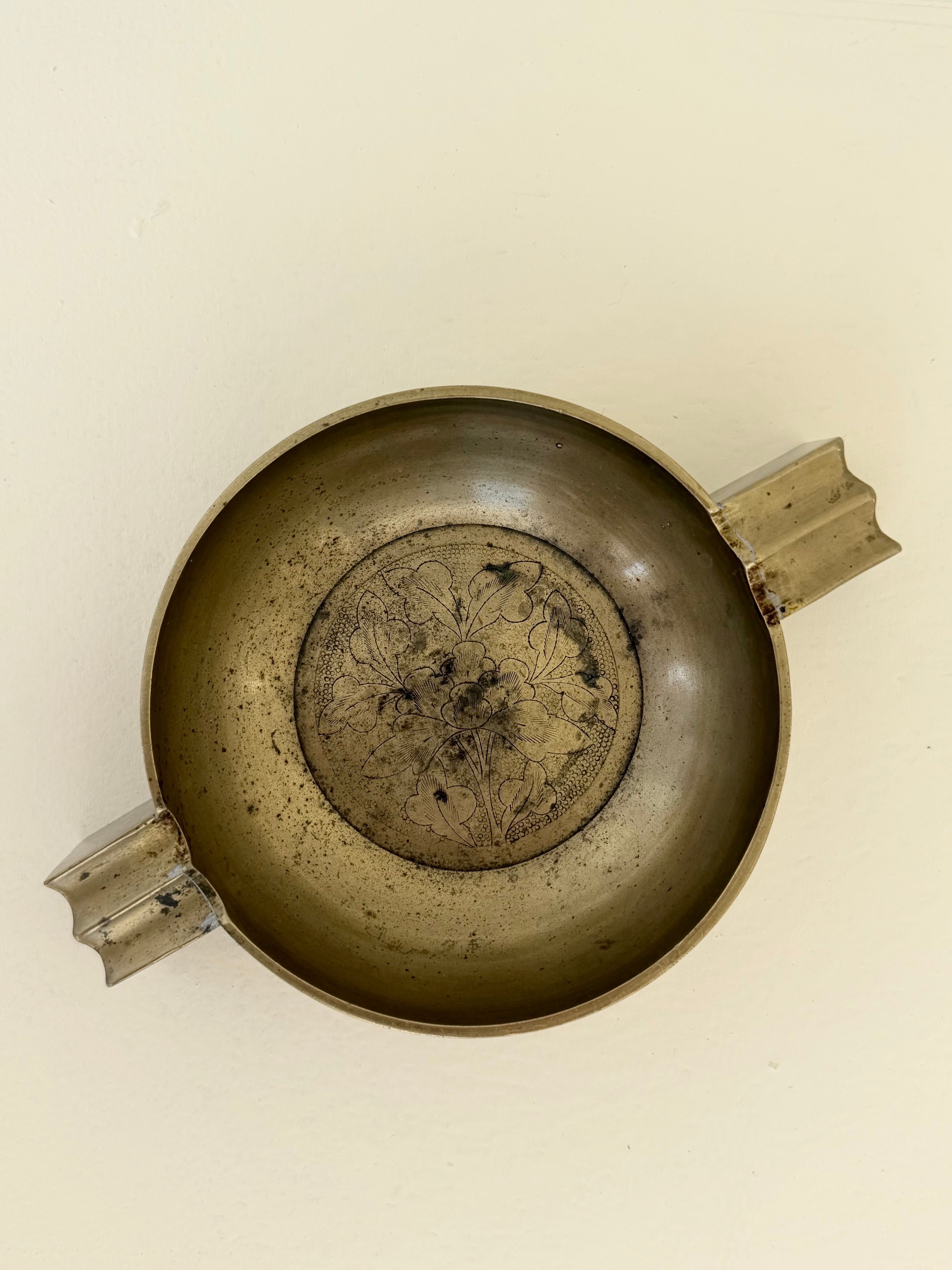 Gold Etched Ashtray