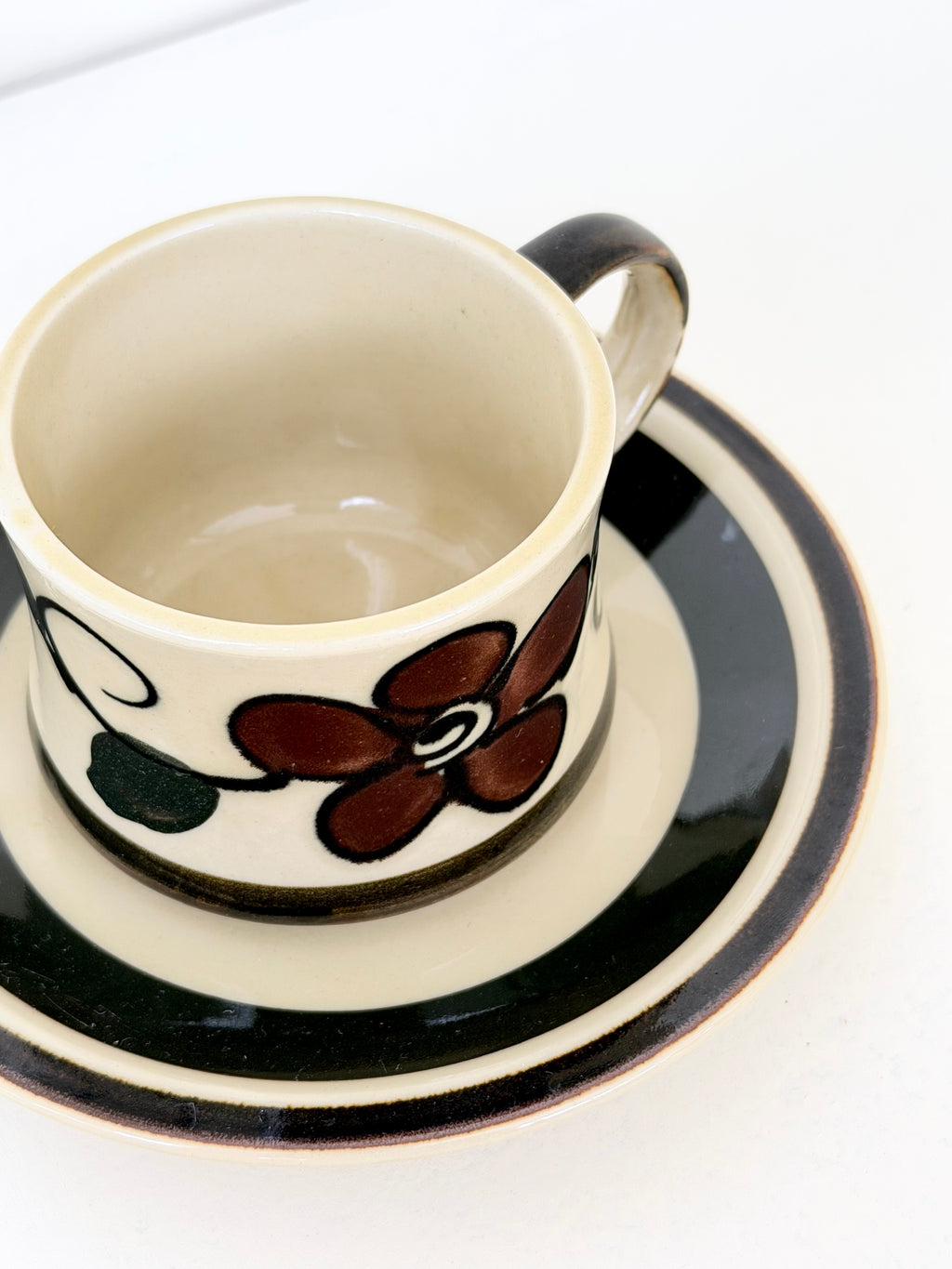 Stoneware Teacup & Saucer