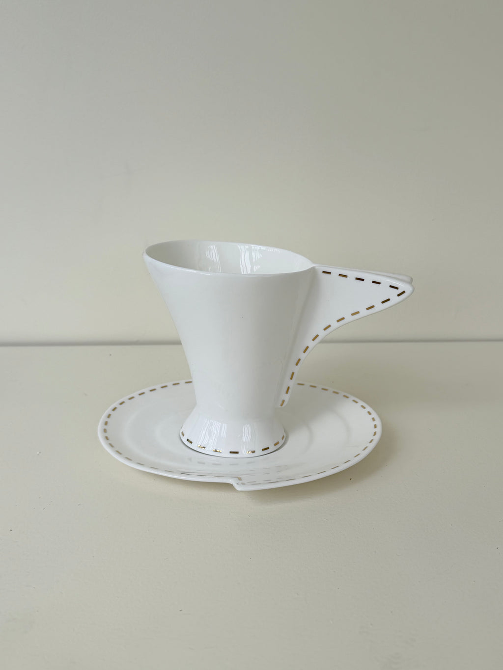 White & Gold Mug w/ Saucer Set
 (set of 2)