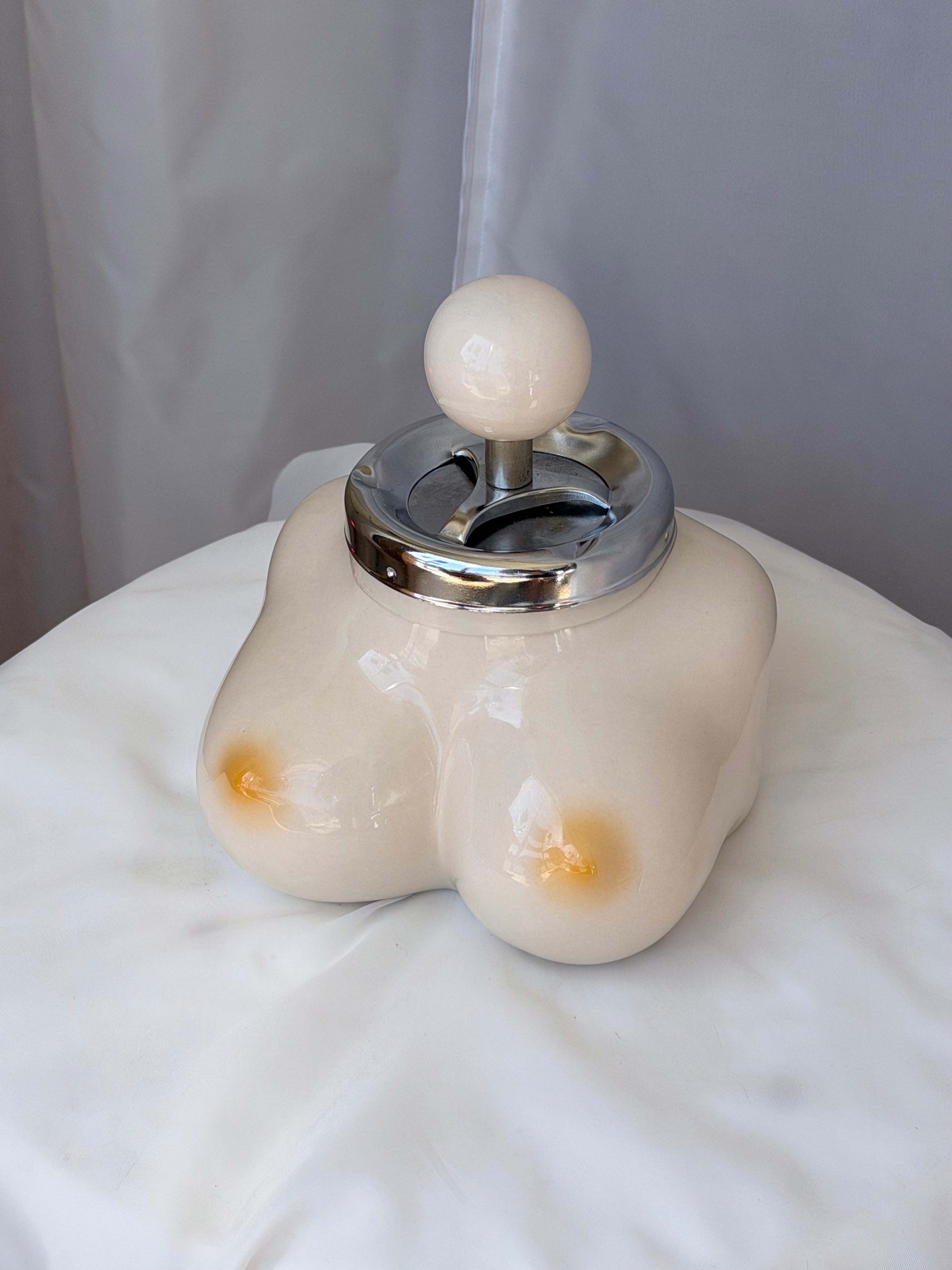 Vintage Novelty Boob Push Button Ashtray