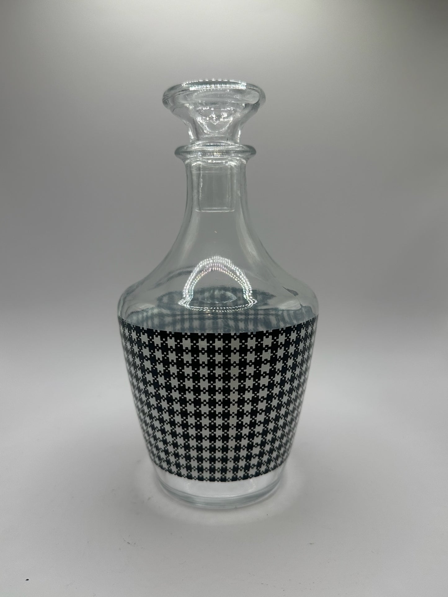 Houndstooth Carafe & Shot Glasses