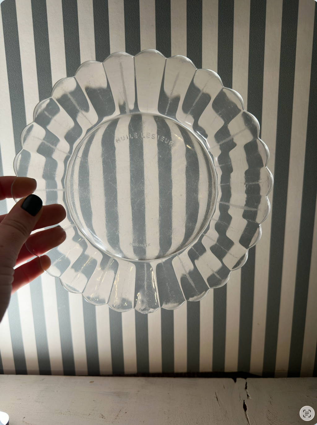 Clear Scalloped Desert Plates (sold indivually)