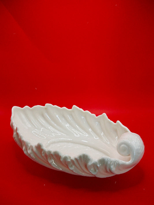 White Shell Shaped Dish
