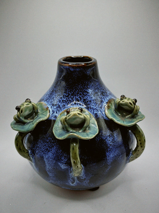 Frogs on Lily Pads Vase